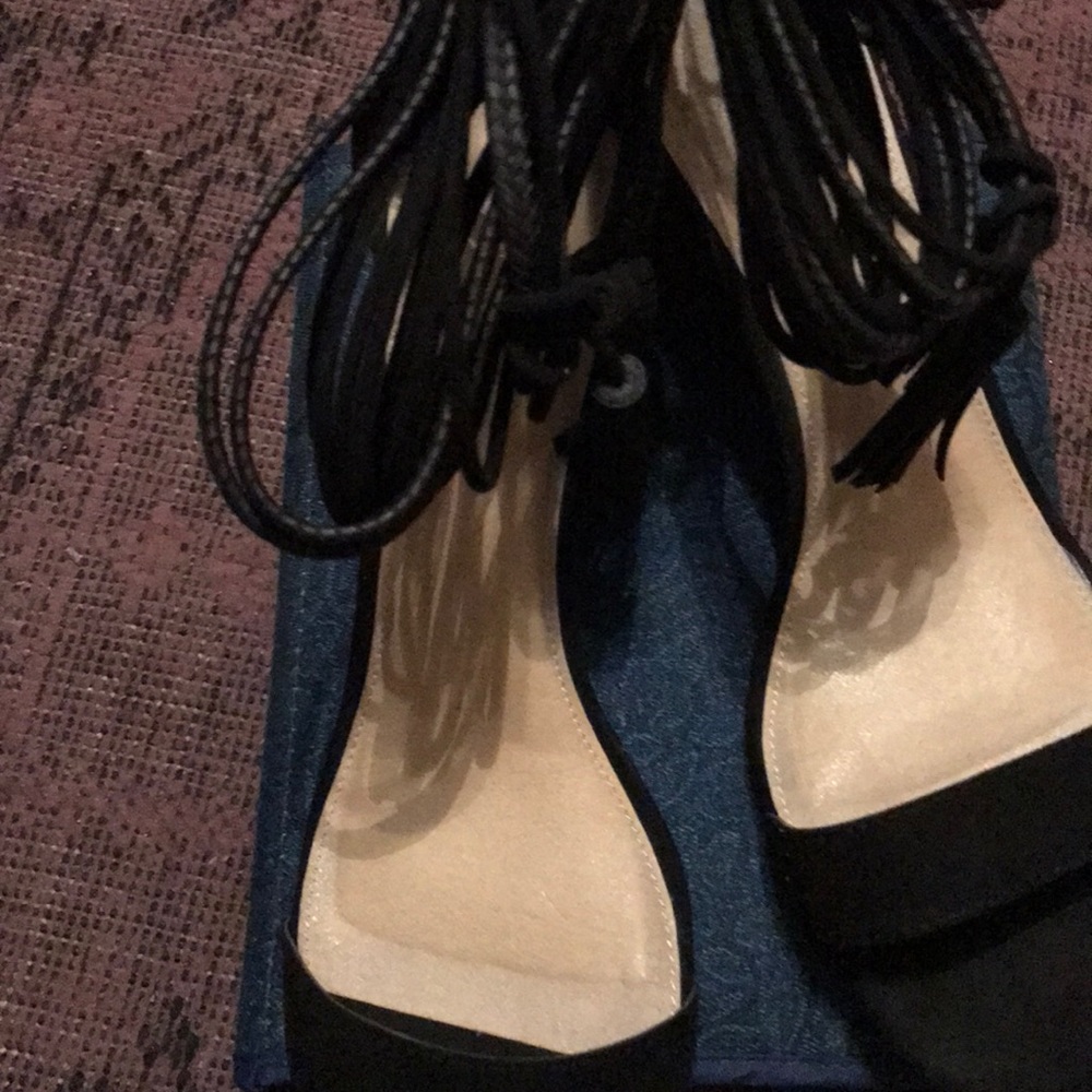 Shoes - Picture 5 of 5